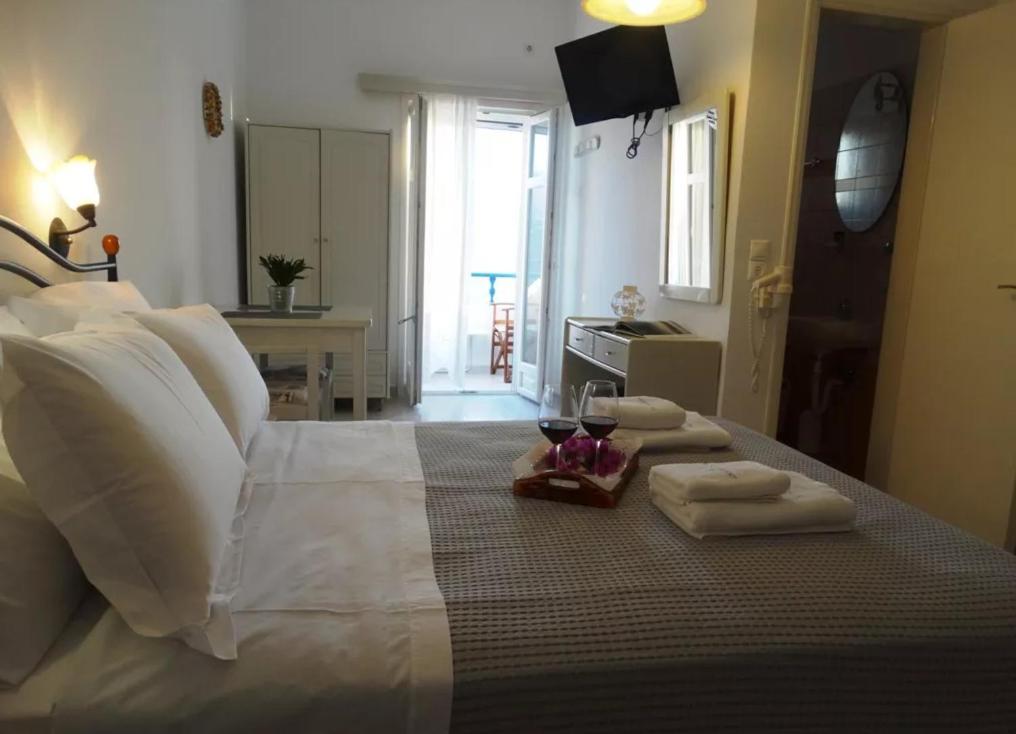 Castelopetra Aparthotel Katapola Ngoại thất bức ảnh